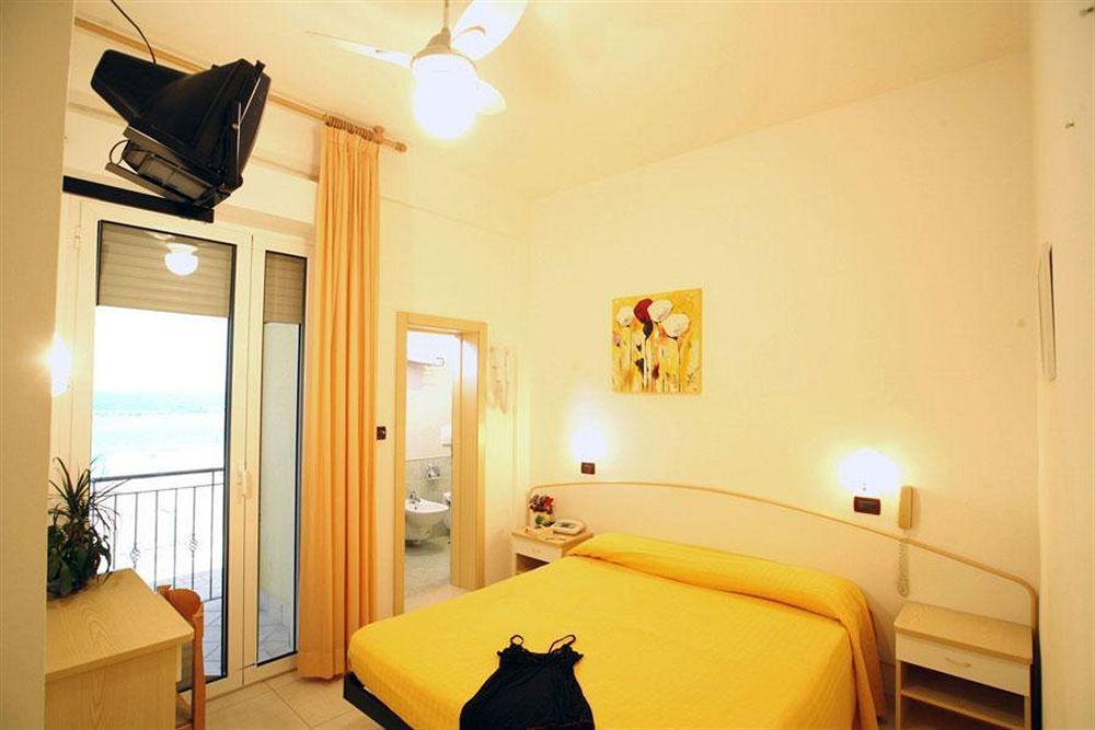 Hotel Teti Bellaria-Igea Marina Ngoại thất bức ảnh